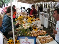 PICT0430_flover_and_bread